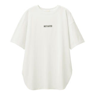ジーユー(GU)の完売品♡GU オーバーサイズロゴT（五分袖）オフホワイト(Tシャツ(半袖/袖なし))