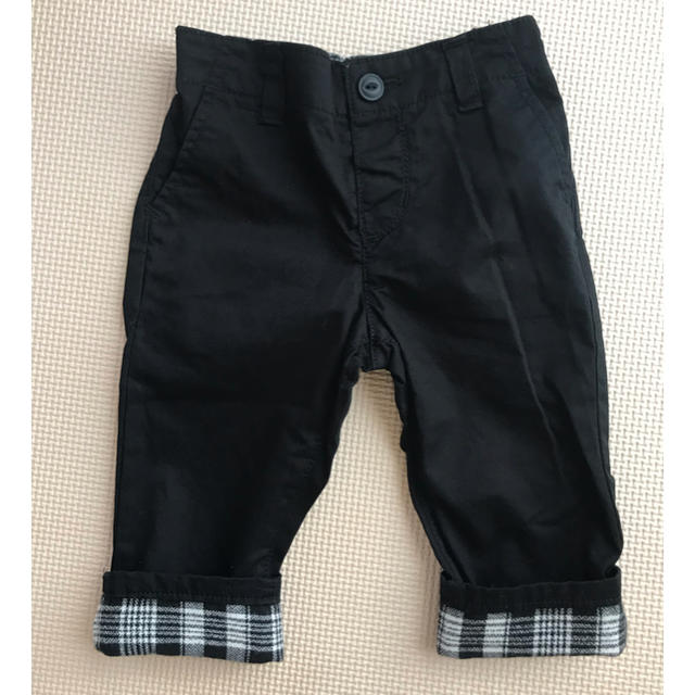 babyGAP(ベビーギャップ)の１０月末まで！ ギャップ ベビー 黒 パンツ 70㎝ キッズ/ベビー/マタニティのベビー服(~85cm)(パンツ)の商品写真