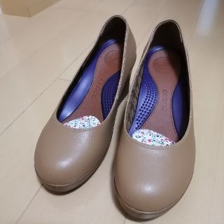 クロックス(crocs)のクロックス crocs 厚底 ヒール w6 美品(ハイヒール/パンプス)