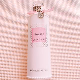 ジルバイジルスチュアート(JILL by JILLSTUART)の[JILLSTUART] ジルスチュアート ボディミルク 250ml(ボディローション/ミルク)