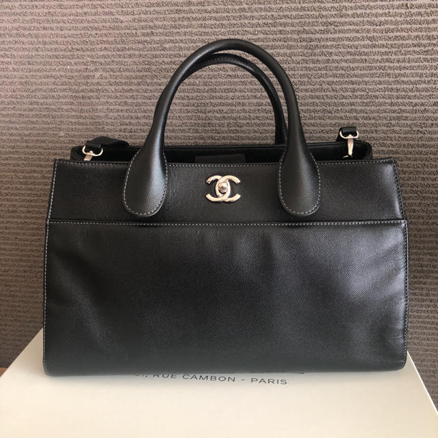 CHANEL エグゼクティブ トート