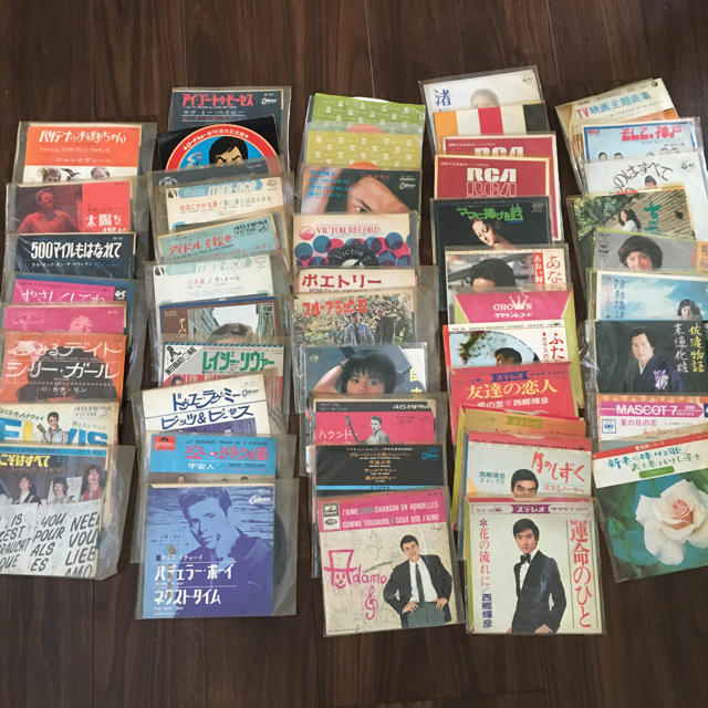 レコード　EP 51枚　まとめ売り エンタメ/ホビーのエンタメ その他(その他)の商品写真