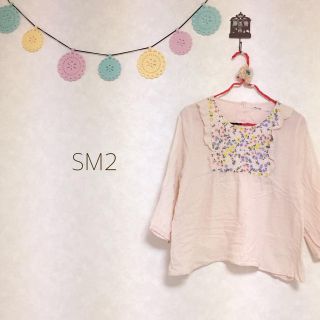 サマンサモスモス(SM2)のSM２ 花柄刺繍ブラウス(シャツ/ブラウス(長袖/七分))