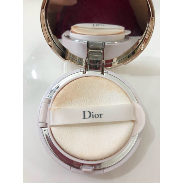 Christian Dior(クリスチャンディオール)のディオール カプチュールトータルドリームスキン 012 コスメ/美容のベースメイク/化粧品(ファンデーション)の商品写真