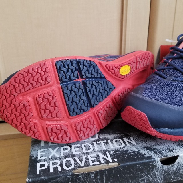 THE NORTH FACE(ザノースフェイス)の新品　タグ付き　ノースフェイス　Ultra Cardiac II　27cm スポーツ/アウトドアのランニング(シューズ)の商品写真