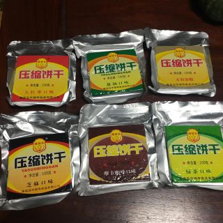 非常食　「元祖中国軍特殊部隊用レーション 圧縮ビスケット250g×3p」