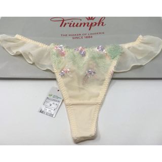 トリンプ(Triumph)のM 新品 トリンプ Tバック 花柄 まとめ割りあり(ショーツ)