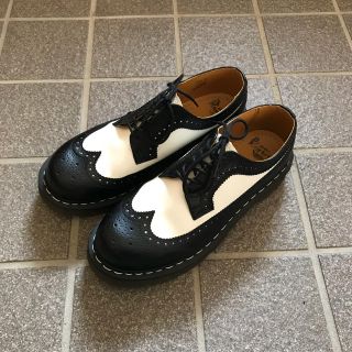 ドクターマーチン(Dr.Martens)の【最終値下げ価格】Dr. Martens バイカラーウィングチップレザーブーツ(ブーツ)