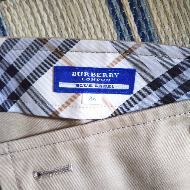 BURBERRY(バーバリー)のBURBERRY　スカート レディースのスカート(ひざ丈スカート)の商品写真