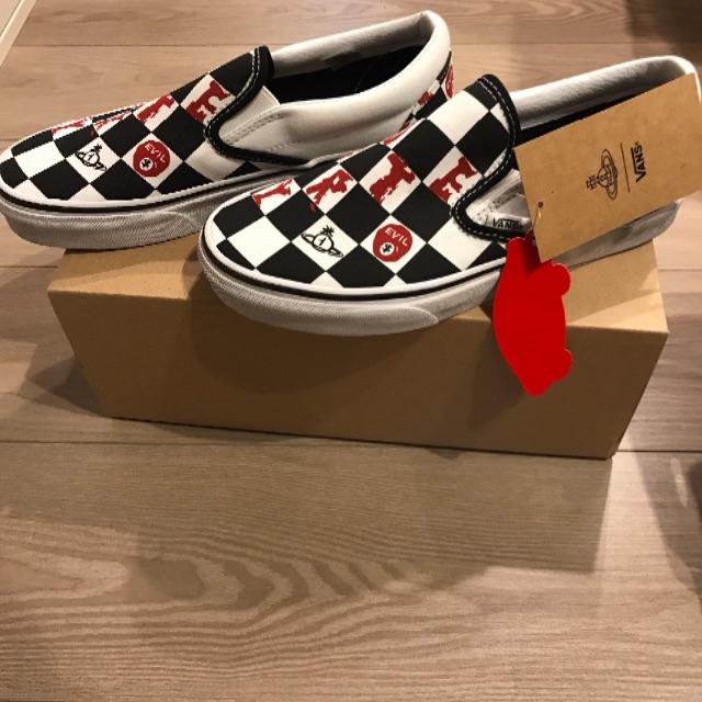 Vivienne Westwood(ヴィヴィアンウエストウッド)の新品 23.5cm vans x vivienne westwood スリッポン メンズの靴/シューズ(スニーカー)の商品写真