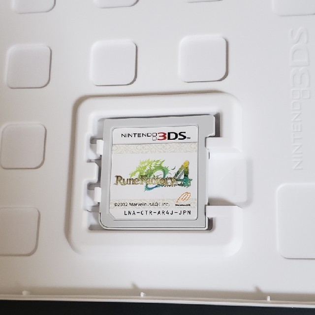 ニンテンドー3DS(ニンテンドー3DS)のルーンファクトリー4 3DS エンタメ/ホビーのゲームソフト/ゲーム機本体(携帯用ゲームソフト)の商品写真