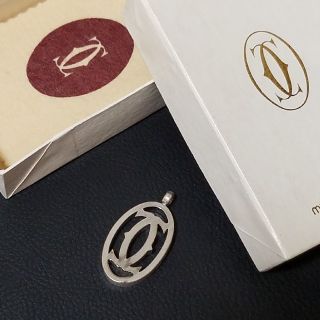 カルティエ(Cartier)の専用　Cartier　カルティエ　ロゴチャーム(チャーム)