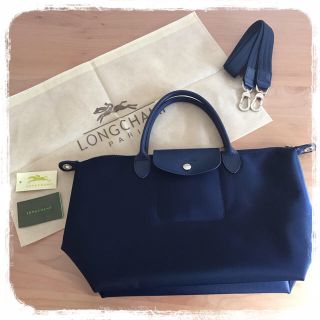 ロンシャン(LONGCHAMP)のロンシャン アージュネオ ネイビー バッグ(ハンドバッグ)