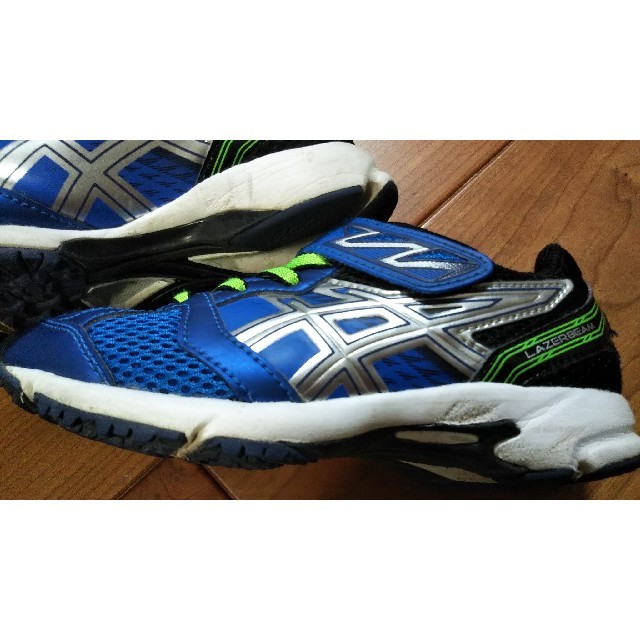 asics(アシックス)のasics スニーカー  19cm 美品 キッズ/ベビー/マタニティのキッズ靴/シューズ(15cm~)(スニーカー)の商品写真