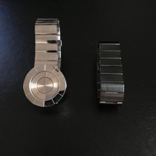 イッセイミヤケ(ISSEY MIYAKE)のISSEY MIYAKE WATCH 『TO』シルバーカラー ブラックベルト付 (腕時計(アナログ))