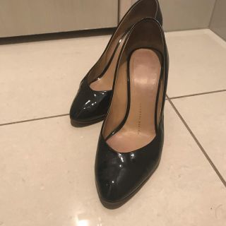 ジュゼッペザノッティ(GIUZEPPE ZANOTTI)の【最終価格】本物ジュゼッペザノッティ ブラック パンプス(ハイヒール/パンプス)