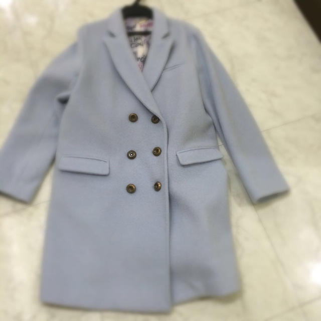 lily brown Pコート