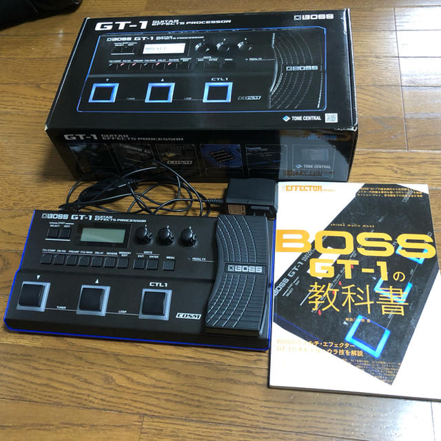 BOSS GT-1   ACアダプターと「GT-1の教科書」付き