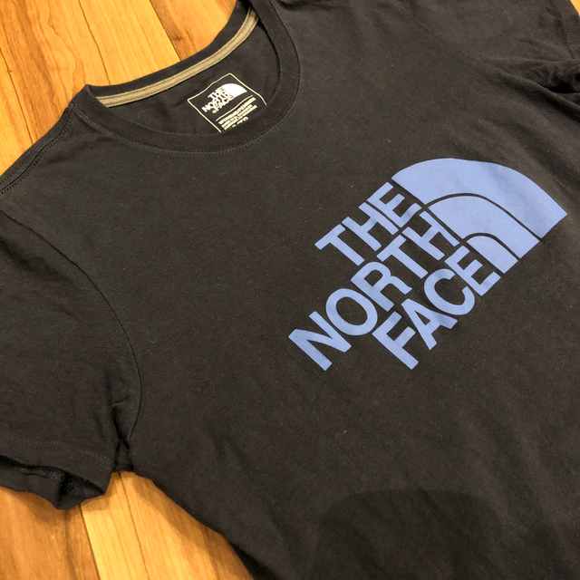 THE NORTH FACE(ザノースフェイス)のアキたんママ様専用　ノースフェイス ロゴTシャツ  レディースのトップス(Tシャツ(半袖/袖なし))の商品写真