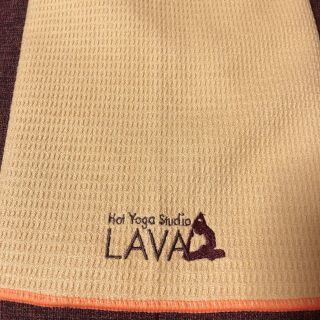 LAVA RUG（ラバ ラグ）🌟色:イエロー(ヨガ)