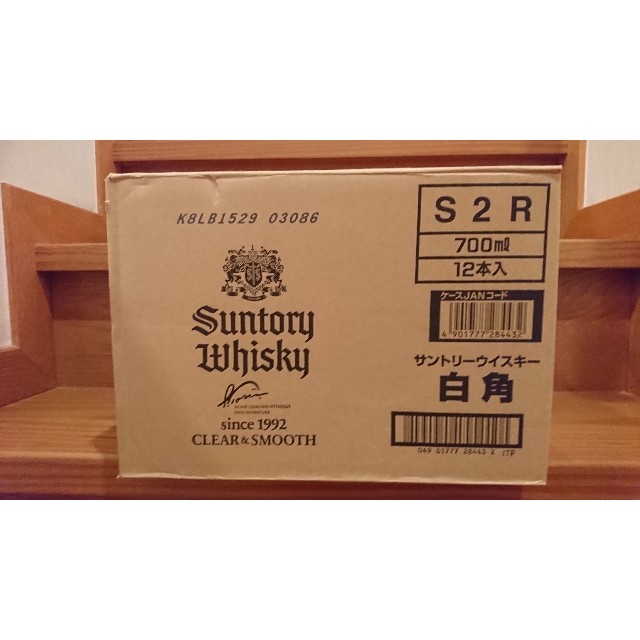 サントリー❗白角❗700ml 12本1ケ─ス。 サントリー❗白角❗700ml 12本1ケ─ス。