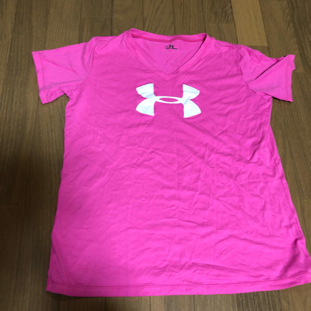 UNDER ARMOUR(アンダーアーマー)のアンダーアーマーTシャツ キッズ/ベビー/マタニティのキッズ服女の子用(90cm~)(Tシャツ/カットソー)の商品写真