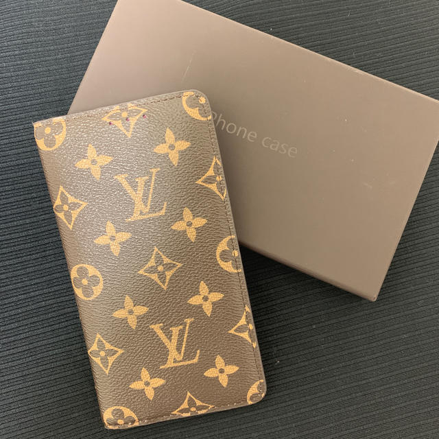 LOUIS VUITTON - ヴイトン スマホカバーの通販