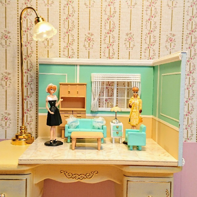 ティファニーカラー系Barbieミニドールコレクション用ハウス ハンドメイドのおもちゃ(ミニチュア)の商品写真