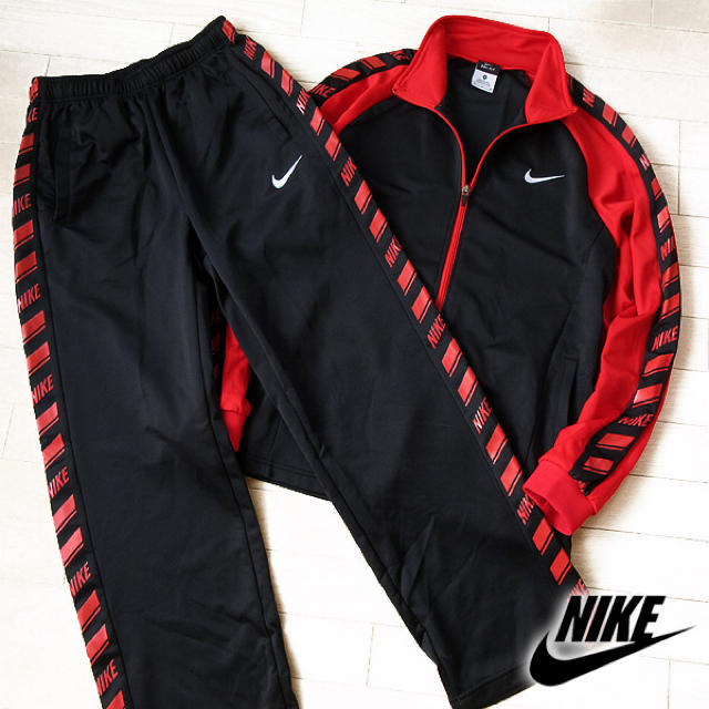 NIKE(ナイキ)の超美品 M ナイキ NIKE メンズ ジャージ上下 ブラック×レッド メンズのトップス(ジャージ)の商品写真