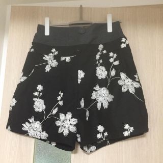 アンティカ(antiqua)の花刺繍ダブルウエストショートパンツ antiqua(ショートパンツ)