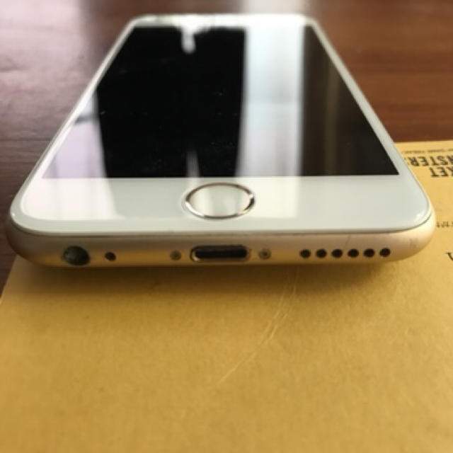 iPhone 6s Gold 64 GB docomo 2
