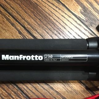 マンフロット(Manfrotto)のマンフロット 三脚(デジタル一眼)