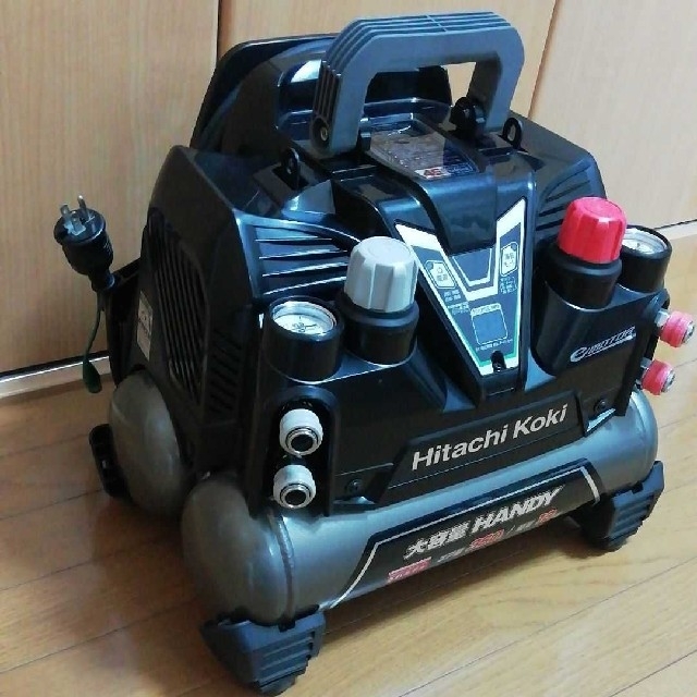 日立 HiKOKI

EC1245H2

コンプレッサ