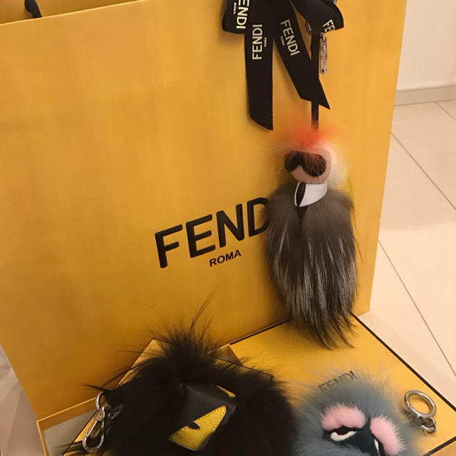 FENDI  フェンディ ミニカリート  チャーム 正規品　レア 2