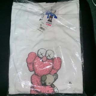 ユニクロ(UNIQLO)のkaws  引越し中 商品を特価(Tシャツ/カットソー(半袖/袖なし))