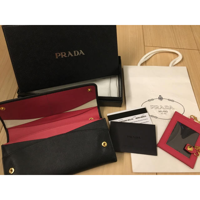 PRADA - PRADA サフィアーノ NERO＋IBISCO 長財布の通販 by pupupu6667's shop｜プラダならラクマ