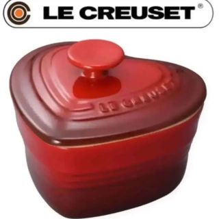 ルクルーゼ(LE CREUSET)の美品ルクルーゼ ラムカン・ダムール (フタ付き) （チェリーレッド）  (食器)