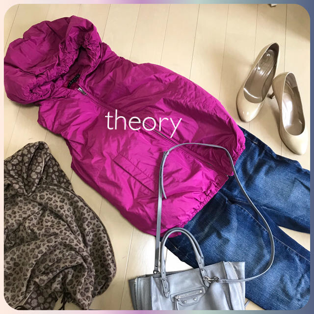 theory(セオリー)のtheory セオリー ダウンベスト S プラムピンク/23区 プラステ B&Y レディースのジャケット/アウター(ダウンベスト)の商品写真