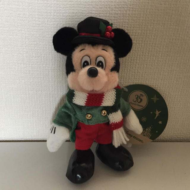 Disney 美品 ディズニーランド ミッキー ぬいぐるみバッジ クリスマス 35周年の通販 By 7112まい7112 S Shop ディズニーならラクマ