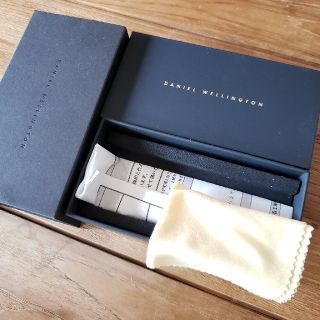 ダニエルウェリントン(Daniel Wellington)の美品！腕時計の箱☆(腕時計)