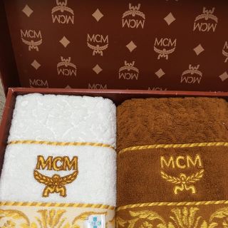 エムシーエム(MCM)のクリスマス セール❣️  ミニタオル  MCM柄 2枚セット(タオル/バス用品)