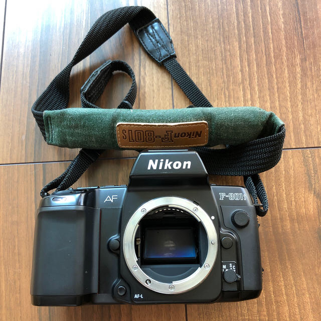 Nikon F-801s(純正レンズ＆スピードライト付) 【特別送料無料！】 スマホ/家電/カメラ