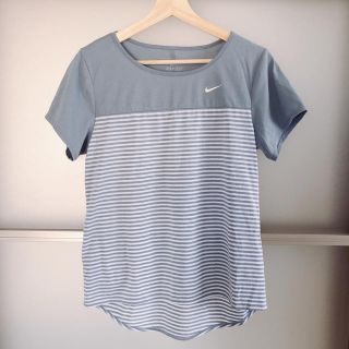 ナイキ(NIKE)のNIKE半袖Tシャツ(Tシャツ(半袖/袖なし))