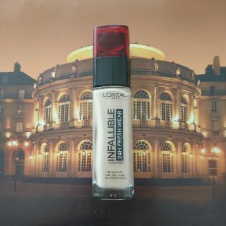 ロレアルパリ(L'Oreal Paris)の【値下げ】インファリブル　フレッシュウェア　ロレアル　ファンデーション　125(ファンデーション)