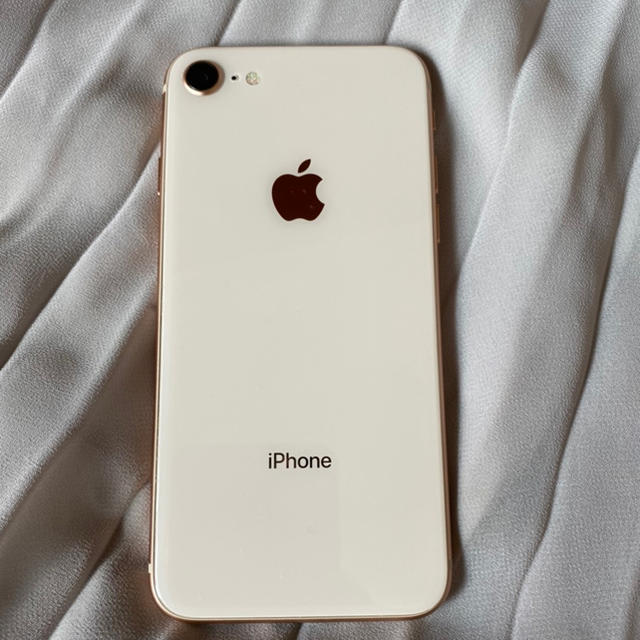 iPhone8 256GB docomo