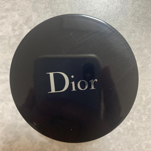 Dior(ディオール)のディオールスキンフォーエヴァーコントロールルースパウダー コスメ/美容のベースメイク/化粧品(フェイスパウダー)の商品写真