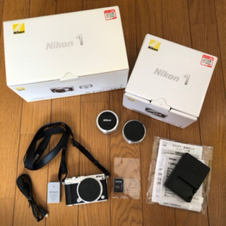 ニコン(Nikon)のNikon1 J5 (ミラーレス一眼)