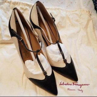 サルヴァトーレフェラガモ(Salvatore Ferragamo)の大幅値下げ！【新品未使用】サルヴァトーレフェラガモ ヒール パンプス(ハイヒール/パンプス)