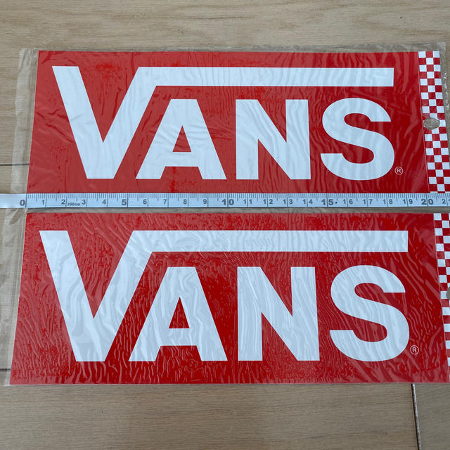 VANS(ヴァンズ)のVANS ステッカー　2枚セット ハンドメイドの文具/ステーショナリー(しおり/ステッカー)の商品写真