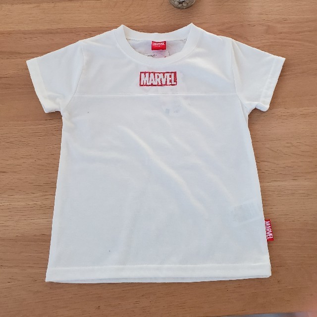 MARVEL(マーベル)のMARVELTシャツ　110 キッズ/ベビー/マタニティのキッズ服男の子用(90cm~)(Tシャツ/カットソー)の商品写真